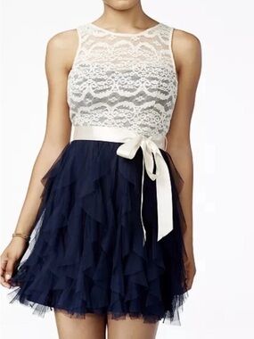 TEEZE Me Juniors'Line Dress, winter school party